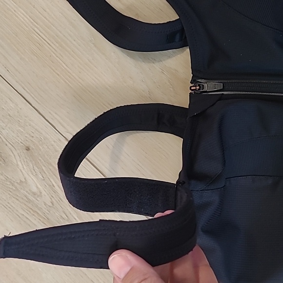 SHEFIT Black Women's 1 Luxe Adjustable Bra - Picture 5 of 10